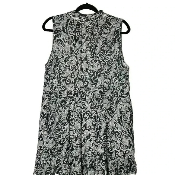 Maeve by Anthropologie Tiered midi Dress Size Medium Black White Summer casual - Picture 9 of 12